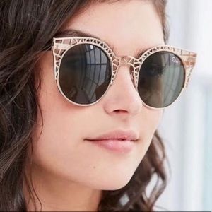 Quay Australia Fleur Statement sunglasses